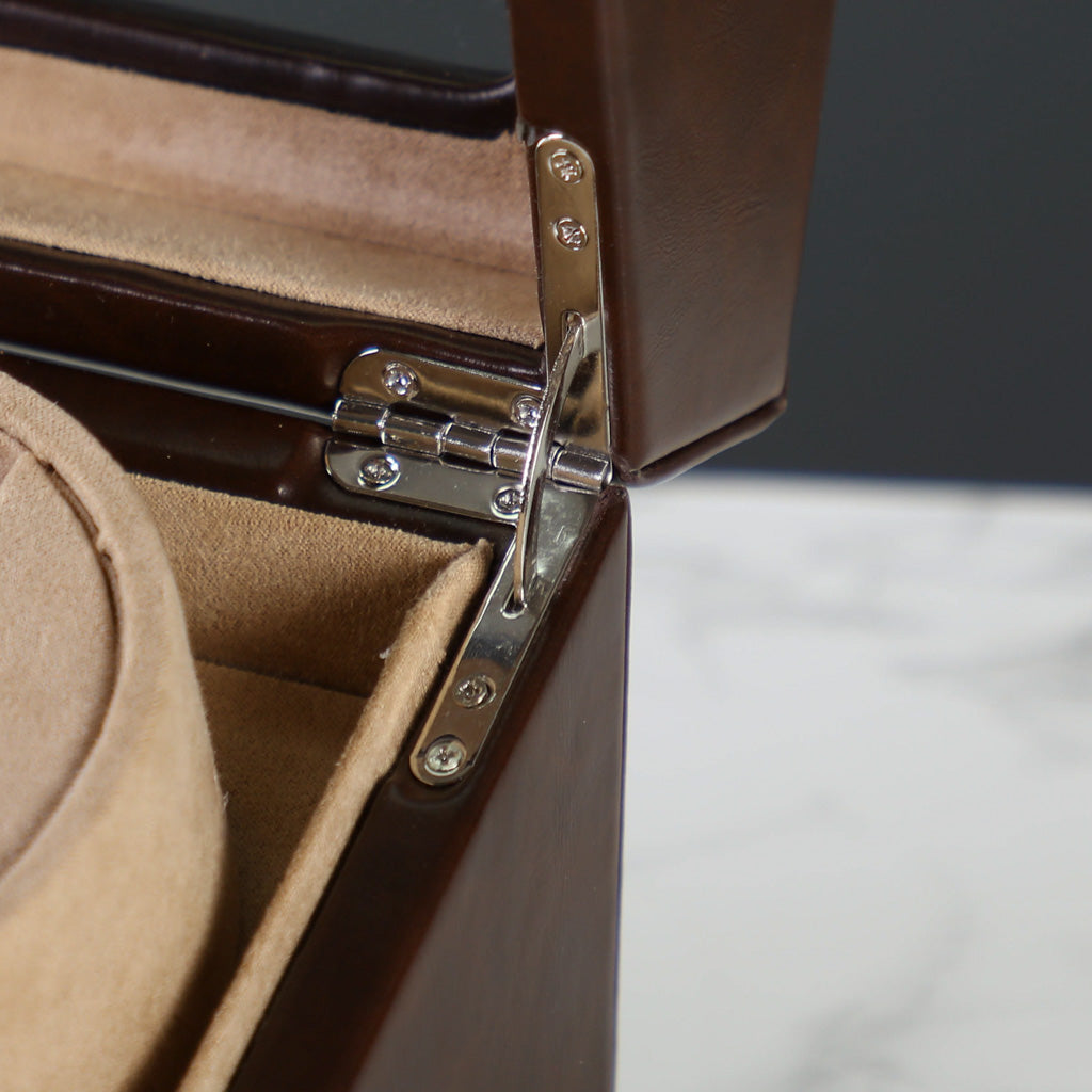 Rich Brown Leather Single Watch Display Case