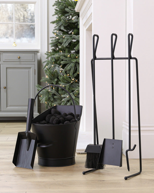 Dickens Coal Bucket with Shovel