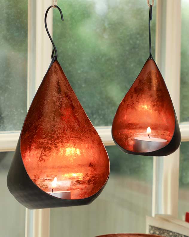 Set of 2 Hanging Teardrop Candle Holders
