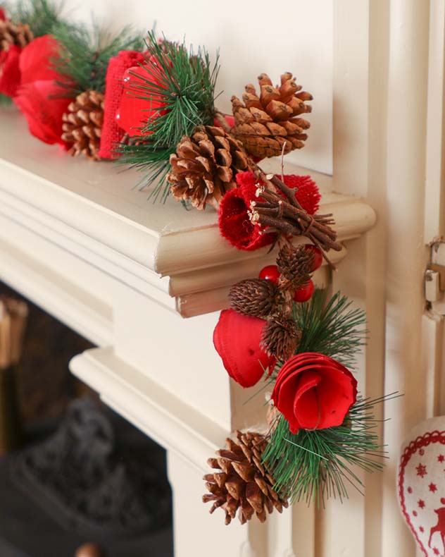 4ft Luxury Winter Red Rose Christmas Garland