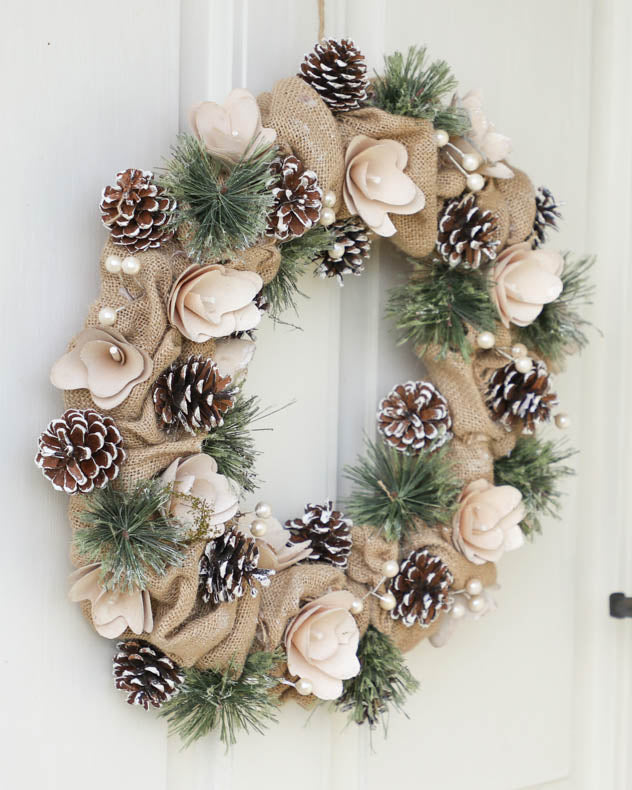 jute hanging wreath