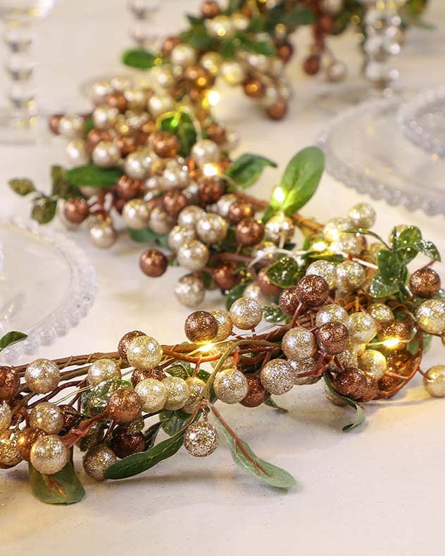 Pre-lit Copper Mistletoe Christmas Garland 160cm