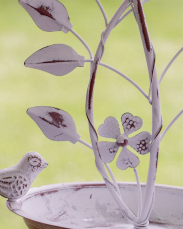 metal bird feeder