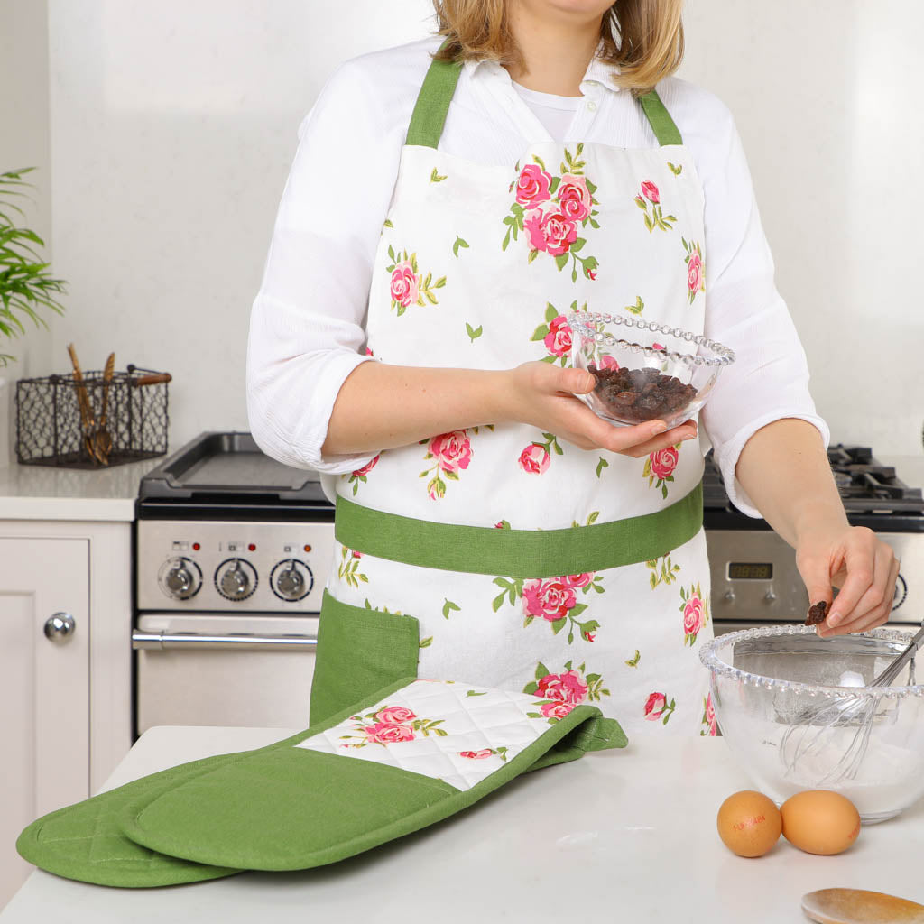 Vintage Floral Kitchen Apron and Oven Glove Set