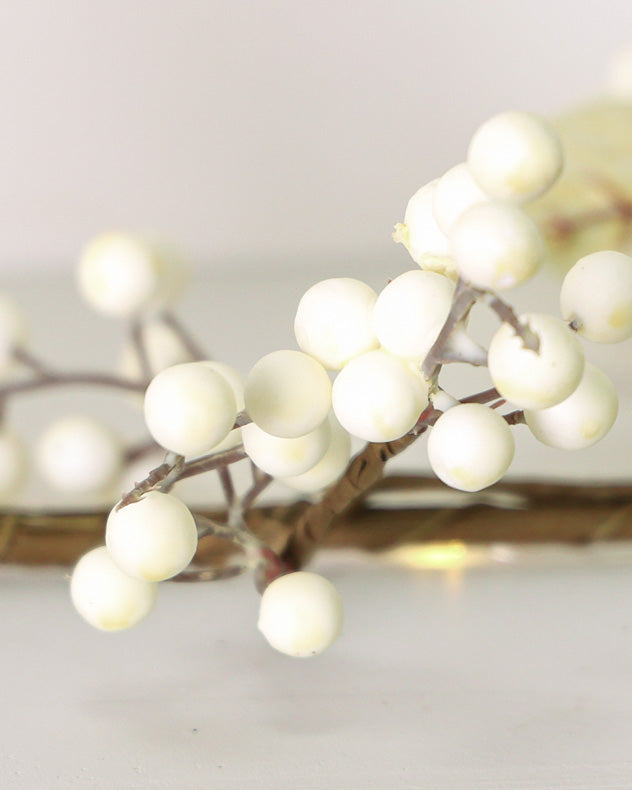 white berry christmas garland