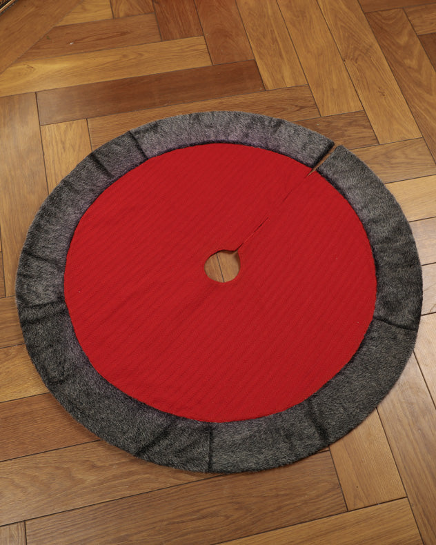 Red Nordic Christmas Tree Skirt