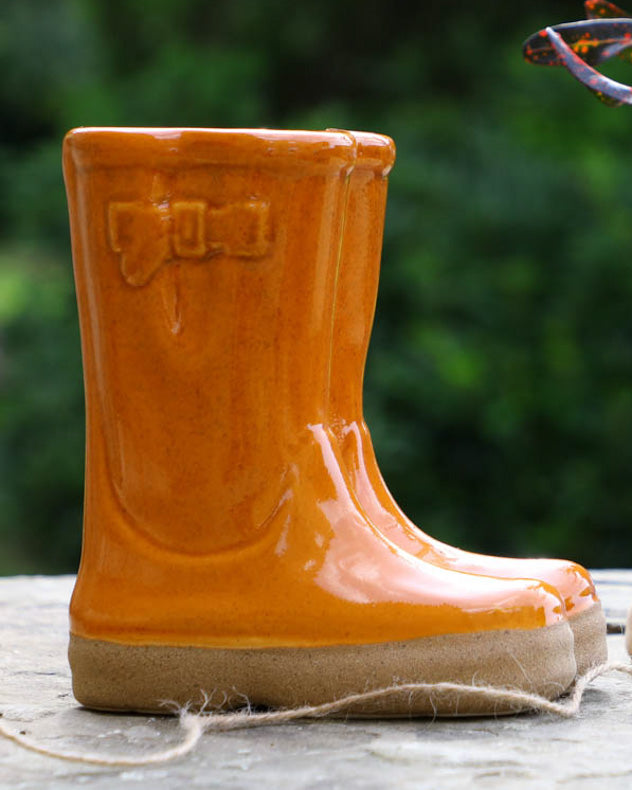 ceramic welly planter