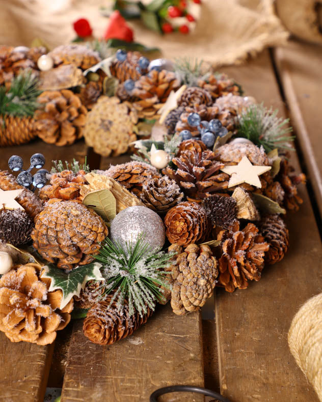 Giant Frosted Ivy Wreath 50cm