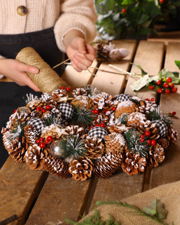Gingham Glory Wreath 38cm