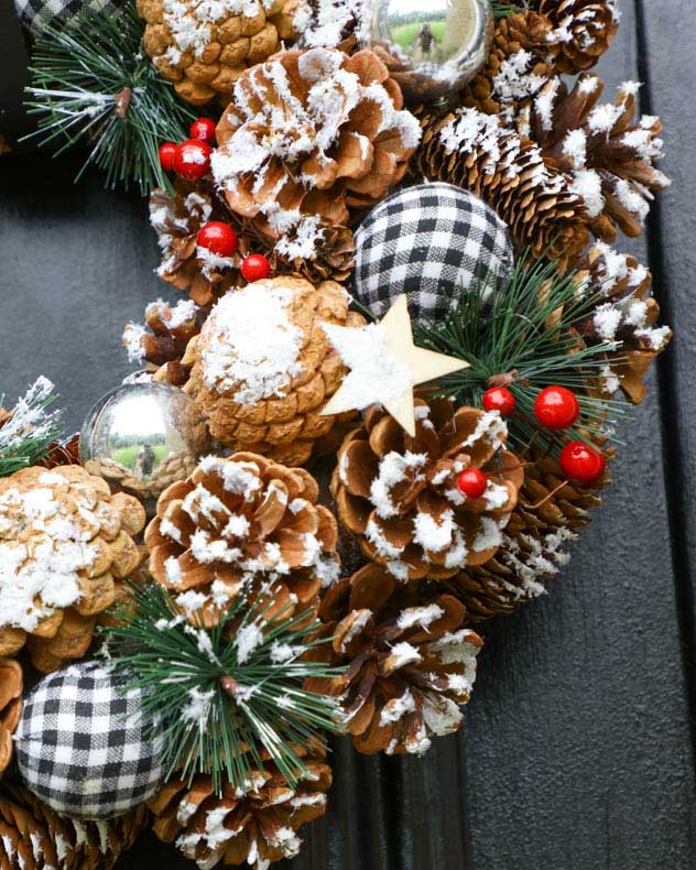 Gingham Glory Wreath 38cm