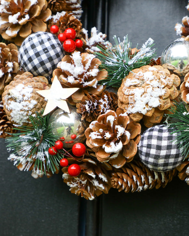 Gingham Glory Wreath 38cm