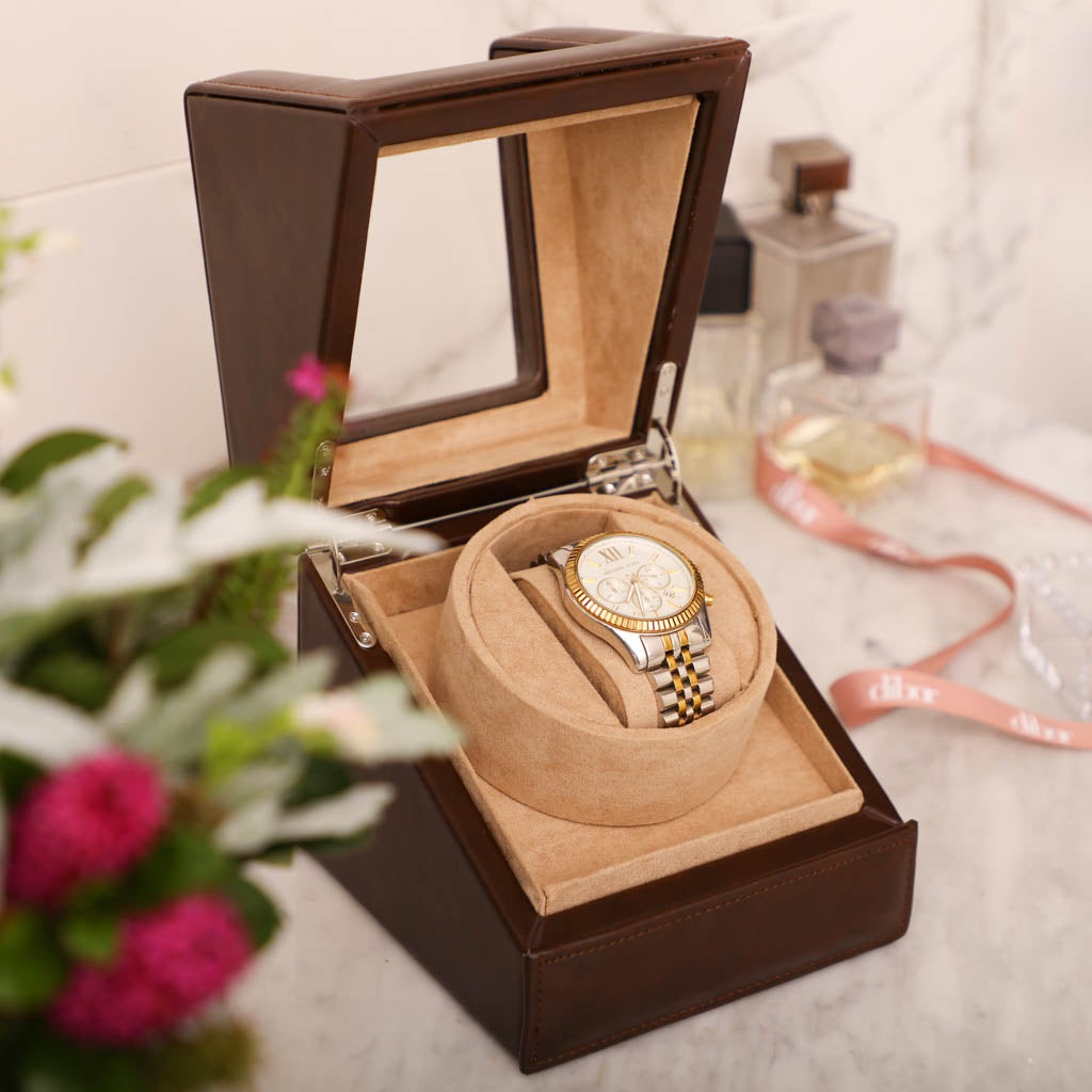 Rich Brown Leather Single Watch Display Case
