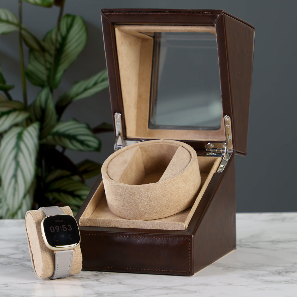 Rich Brown Leather Single Watch Display Case