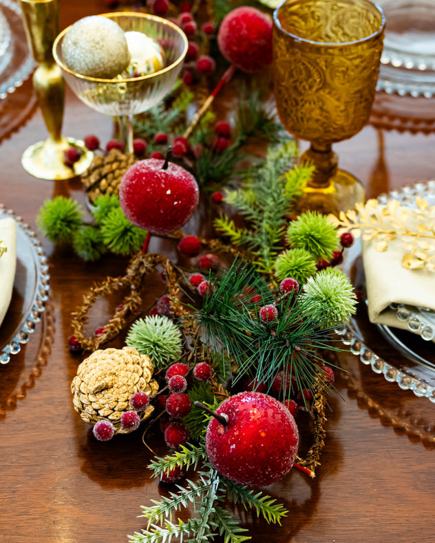 red apple and berry christmas garland centrepiece