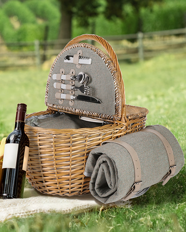 picnic hamper