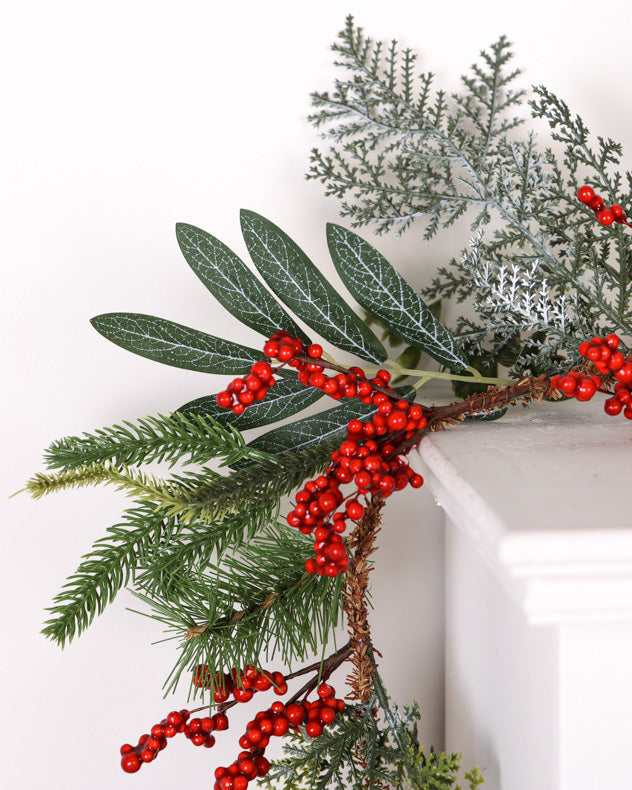 Redcurrent Pine Garland 180cm