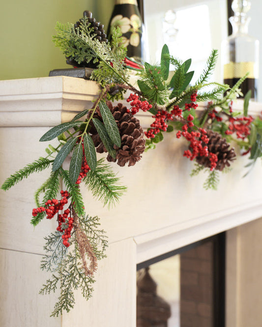 Redcurrent Pine Garland 180cm