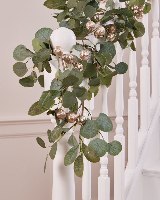 green staircase garland