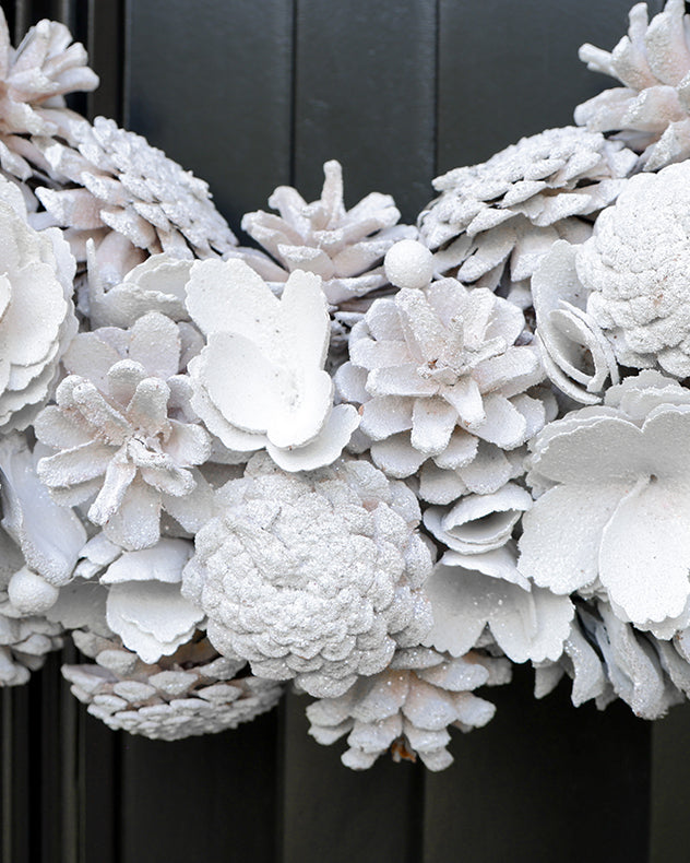 Dreaming of A White Christmas Wreath 50cm