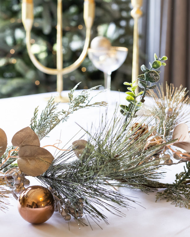 Green Garland Centrepiece