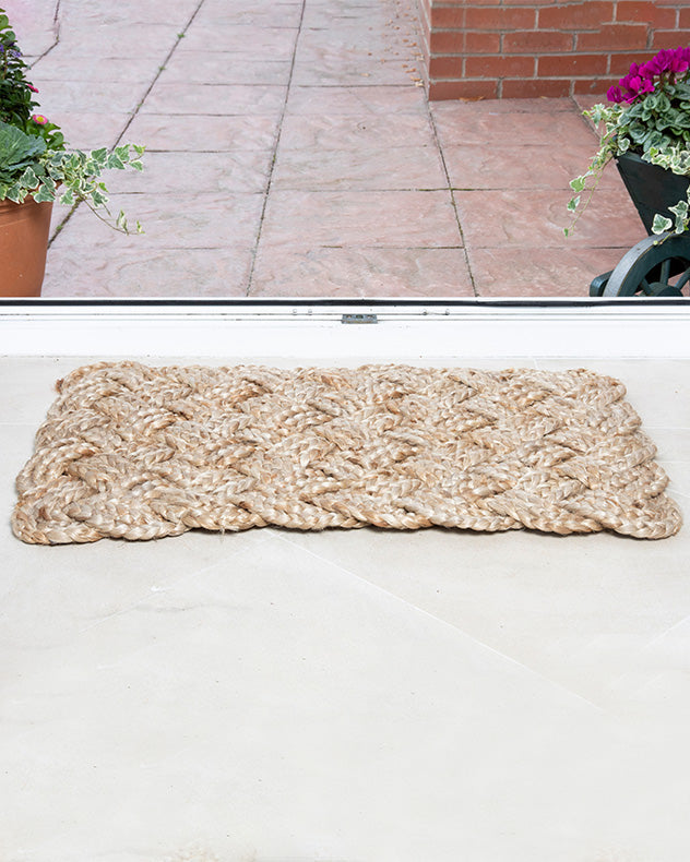 Linton Lovers Knot Natural Jute Doormat