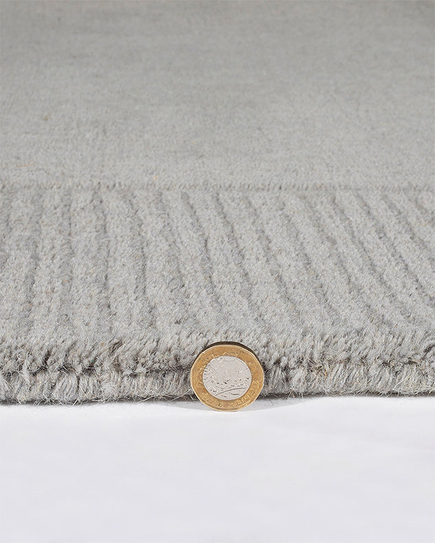 Knaresborough 120x170cm Silver Wool Rug