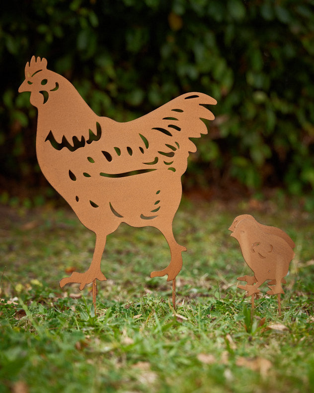 Hen Family Outing Garden Ornament