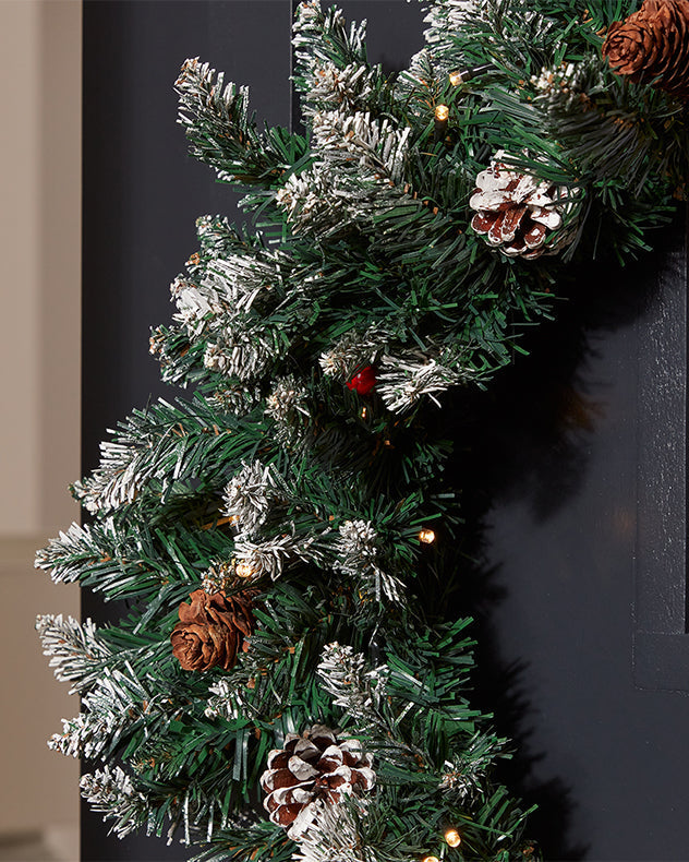 Pre-lit Vermont Wreath 50cm