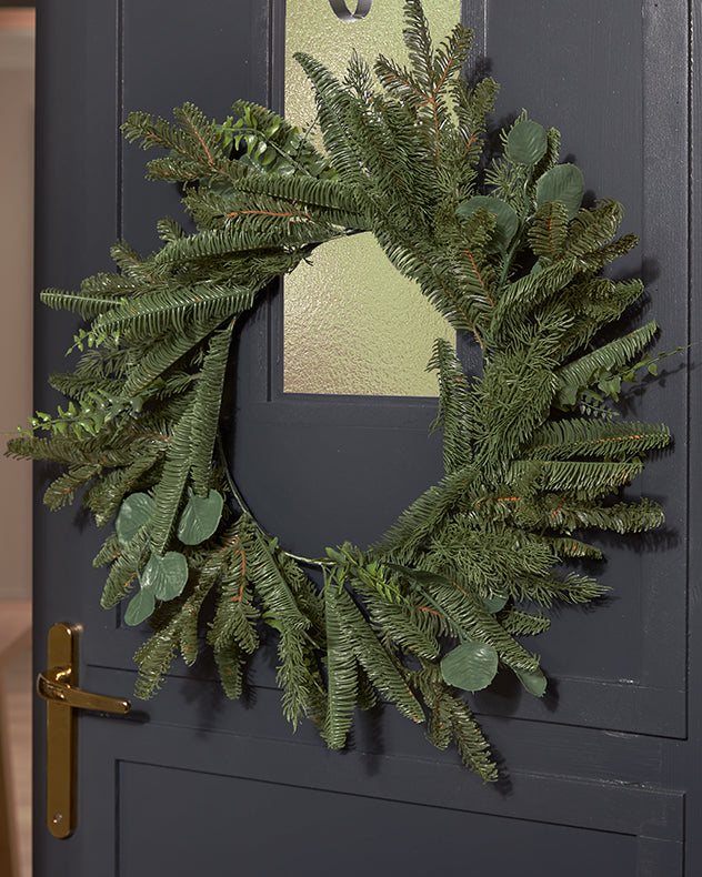Scandinavian Escape Wreath 60cm