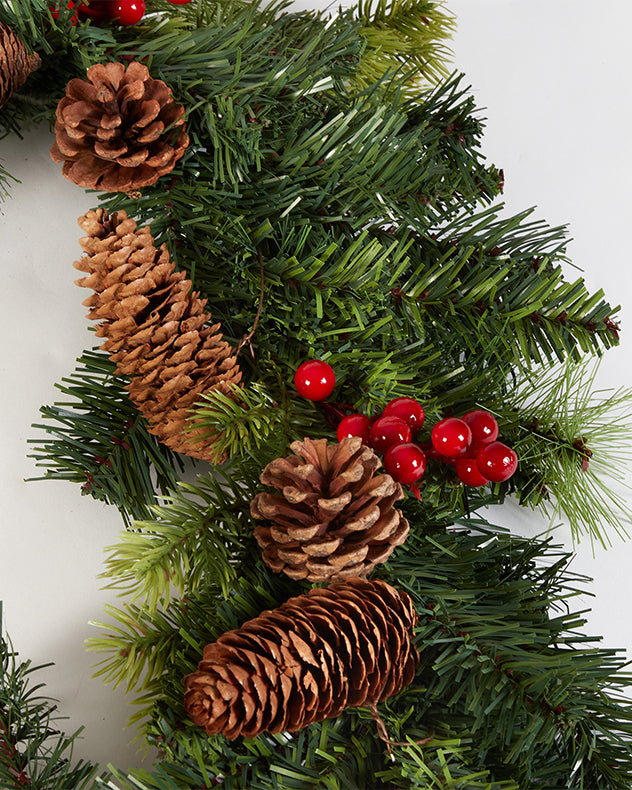 St. Nicholas Berry and Pinecone Garland 240cm