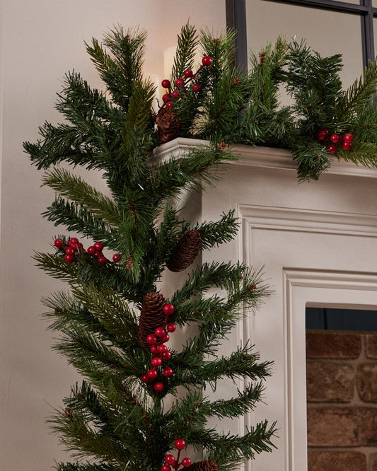 St. Nicholas Berry and Pinecone Garland 240cm