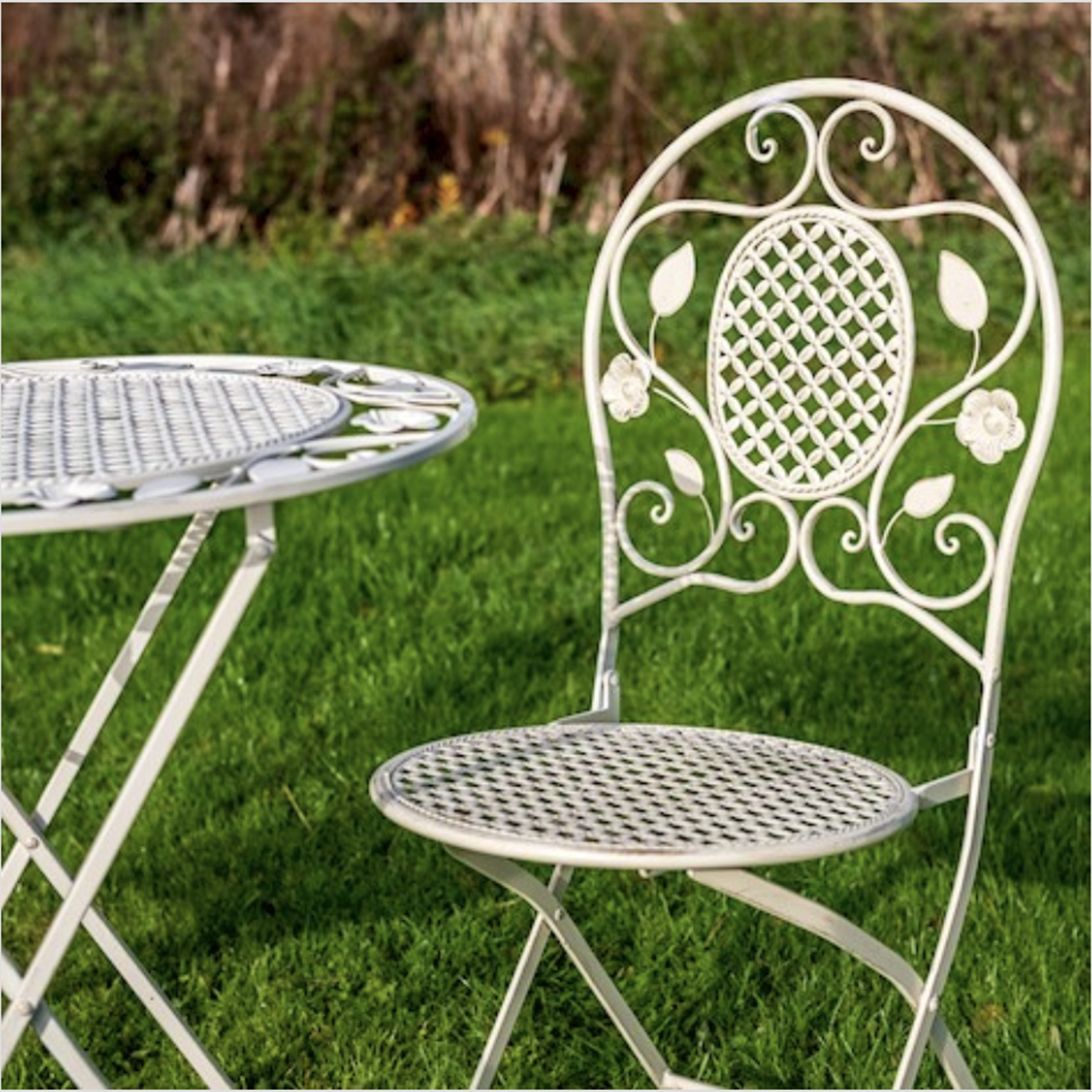 Traditional Cream 2 Person Bistro Set