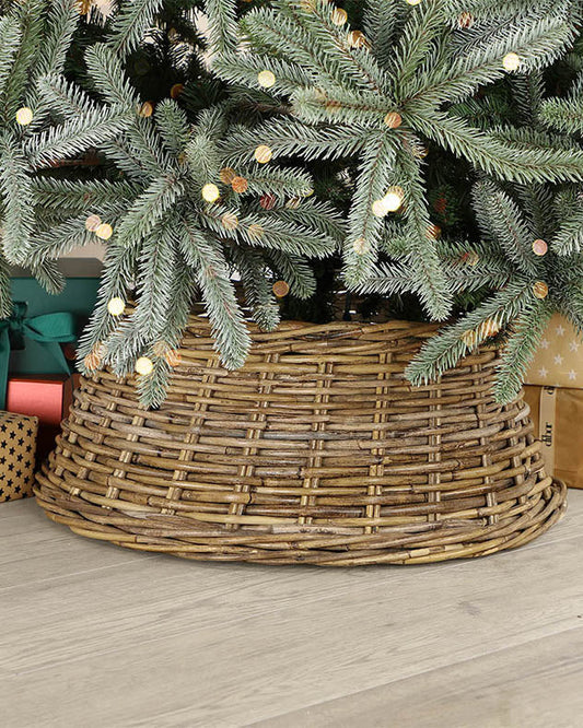 Bergen Wicker Christmas Tree Skirt 50cm