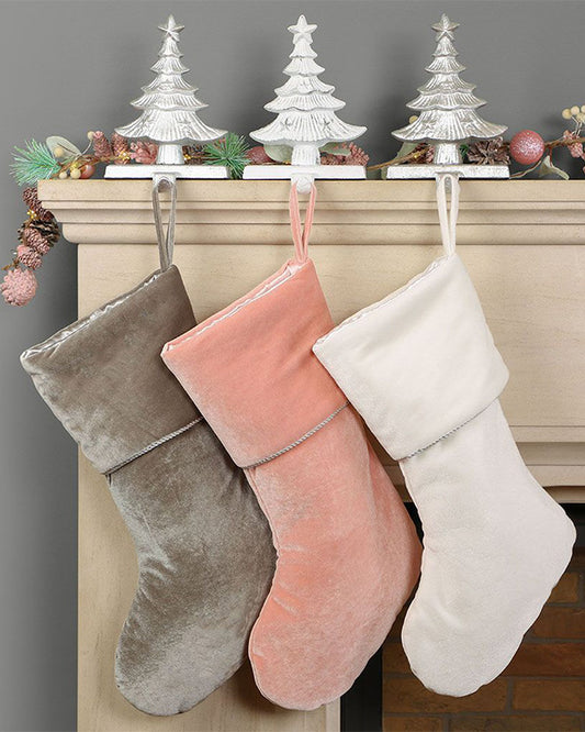 Luxury Enchanted Mantel Collection