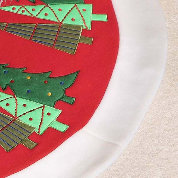 Red Christmas Tree Skirt