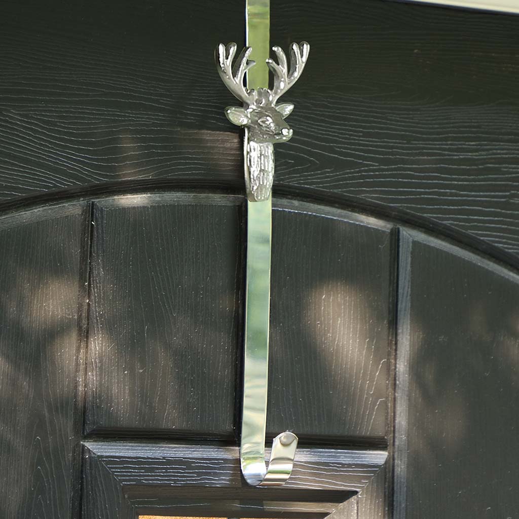 Over The Door Festive Wreath Displayer