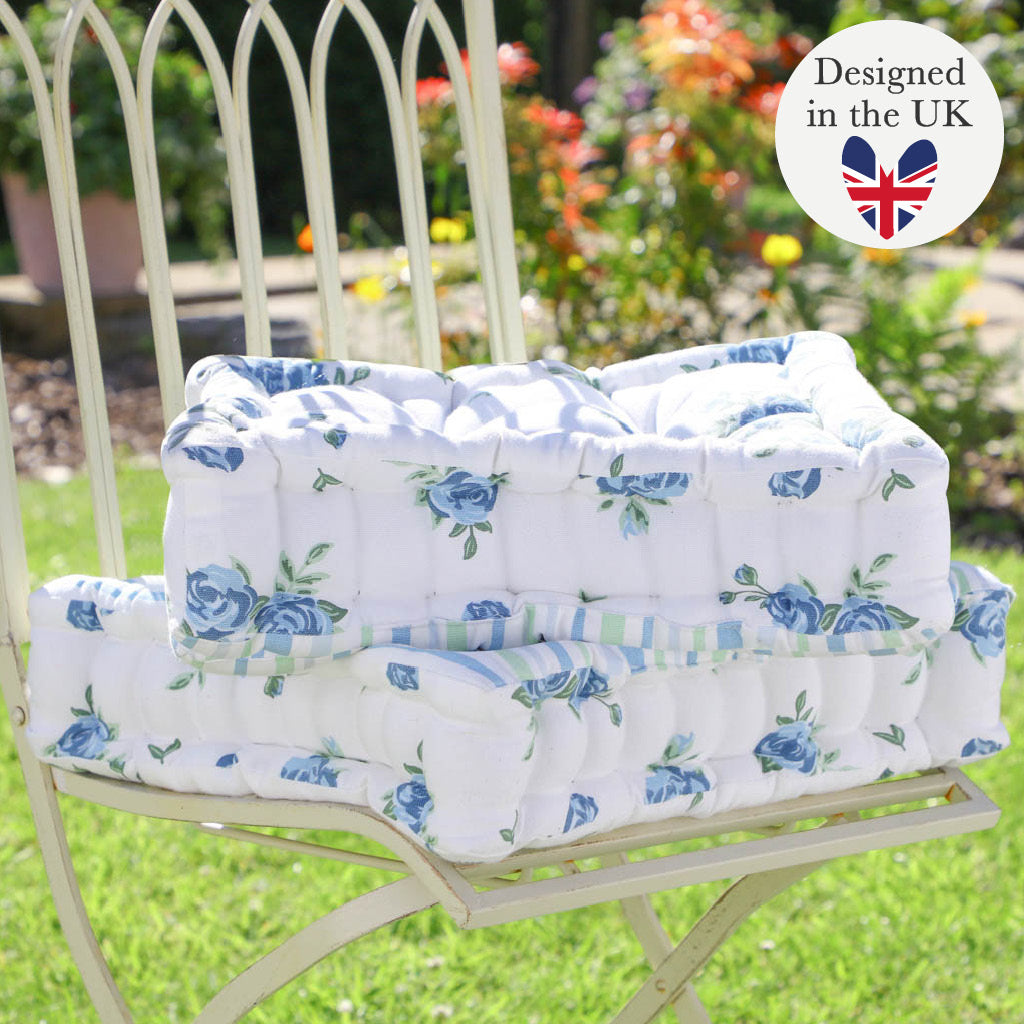 Outdoor garden chair pads

