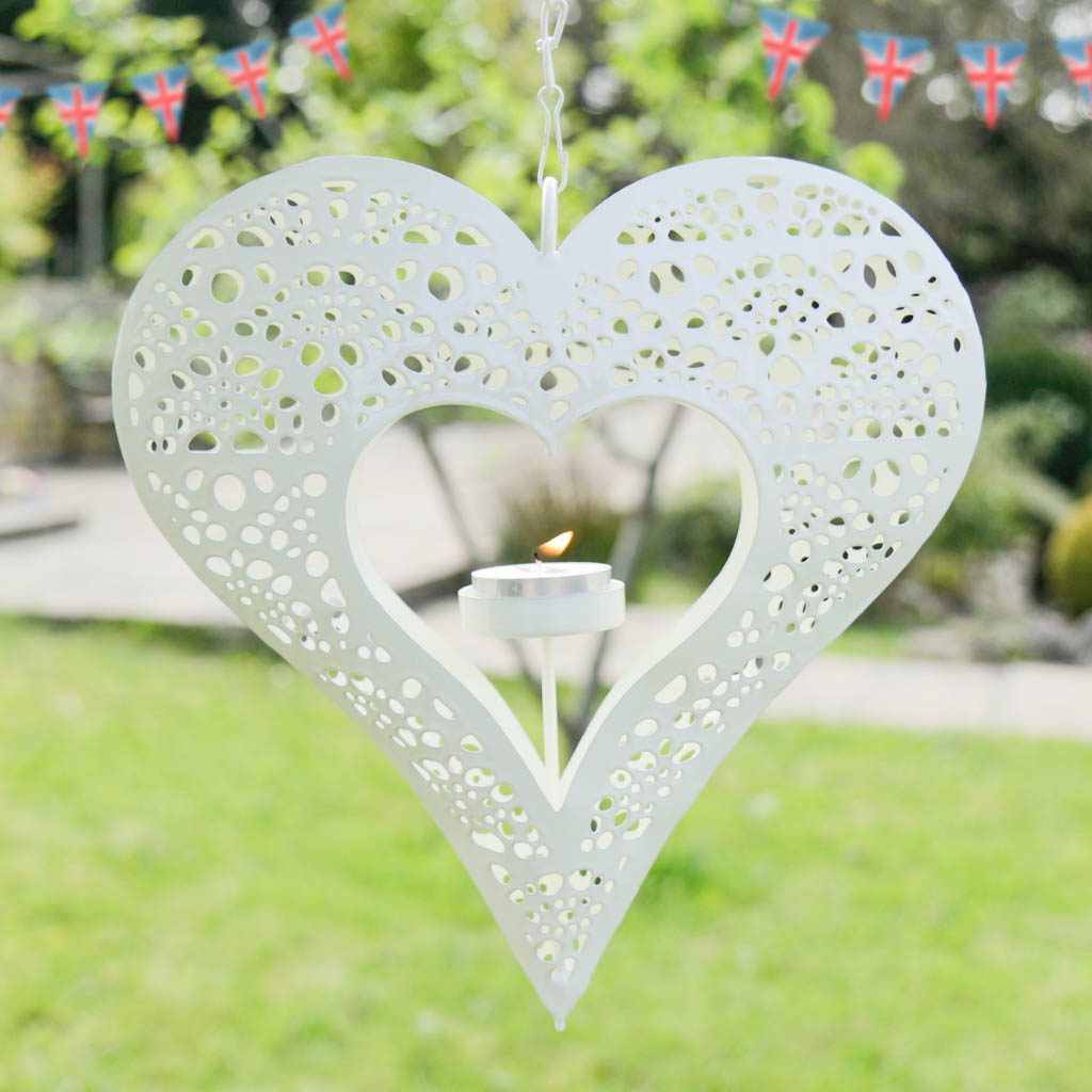 Hanging candle holder