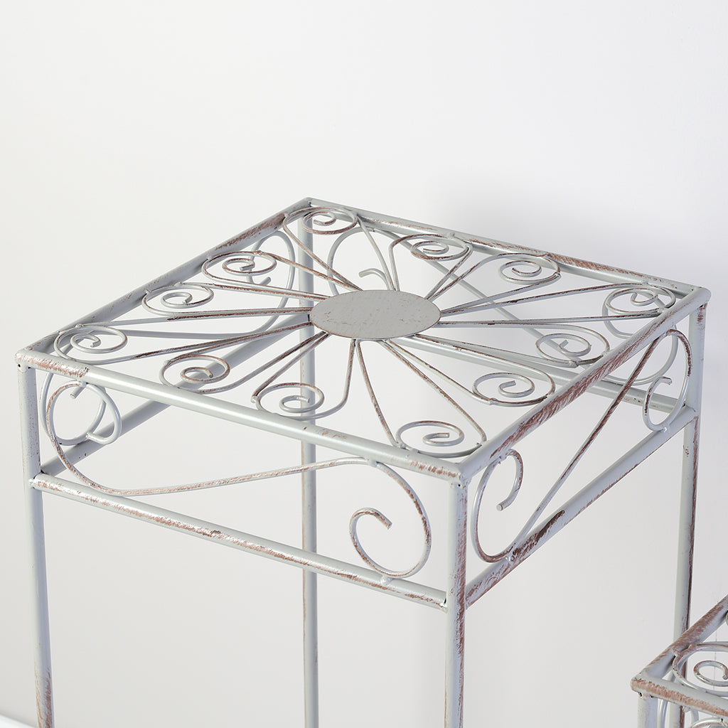 nesting display tables